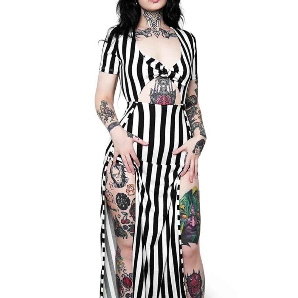 Beetle M-Line Maxi Dress